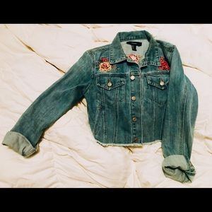 Cropped Embroidered Denim Jacket